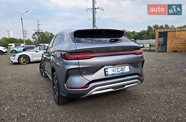 Позашляховик / Кросовер BYD Song Plus 2025 в 