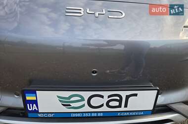 Позашляховик / Кросовер BYD Song Plus 2025 в 