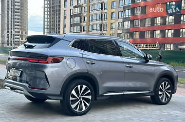 Внедорожник / Кроссовер BYD Song Plus 2024 в 