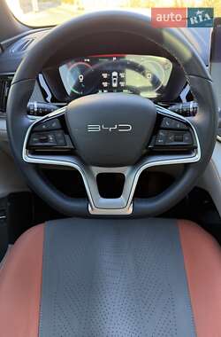 Внедорожник / Кроссовер BYD Song Plus 2024 в 