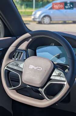 Внедорожник / Кроссовер BYD Song Plus 2025 в 
