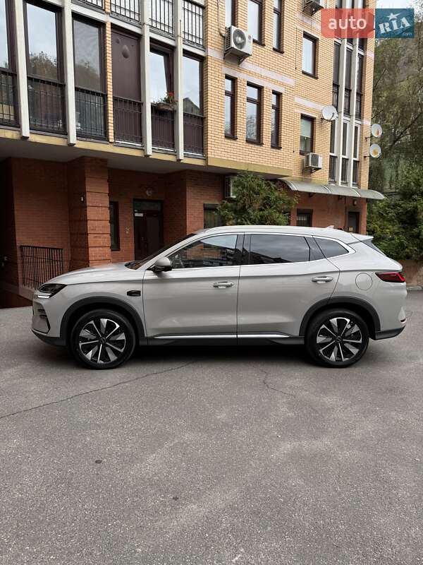 Позашляховик / Кросовер BYD Song Plus 2025 в Києві