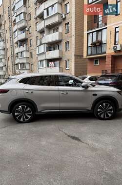Внедорожник / Кроссовер BYD Song Plus 2025 в  фото 7 Внедорожник / Кроссовер BYD Song Plus 2025 в