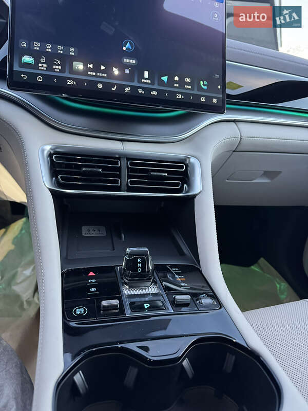 Внедорожник / Кроссовер BYD Song Plus 2025 в Днепре фото 16 Внедорожник / Кроссовер BYD Song Plus 2025 в Днепре