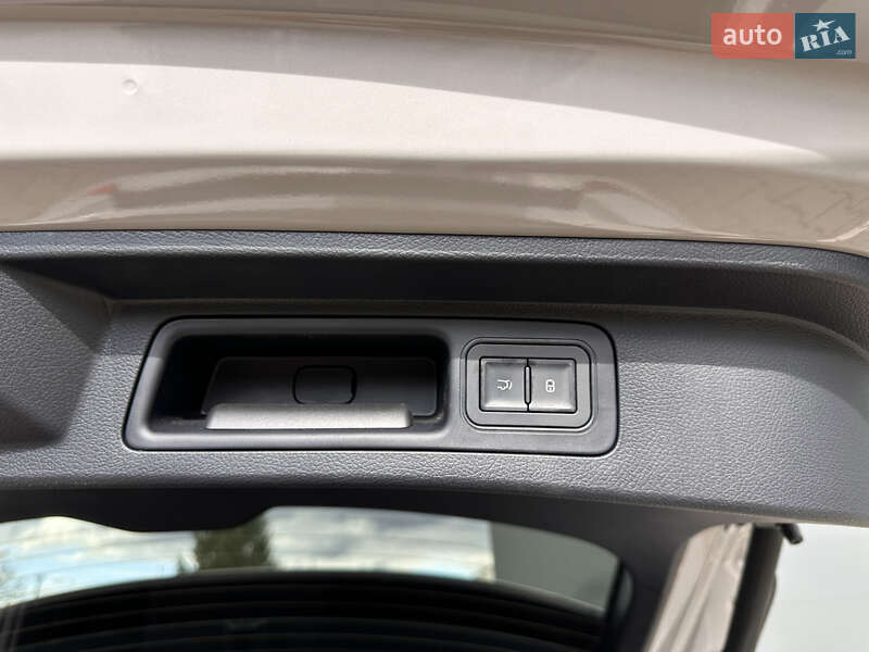 Внедорожник / Кроссовер BYD Song Plus 2025 в Черновцах