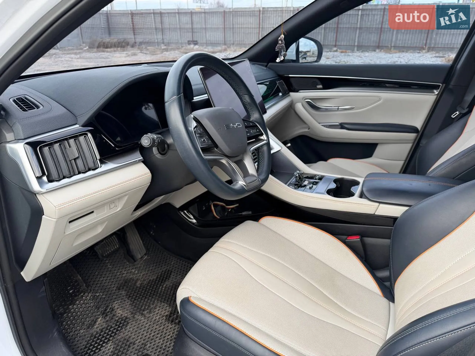 2023 BYD Song Plus - мініатюра 8