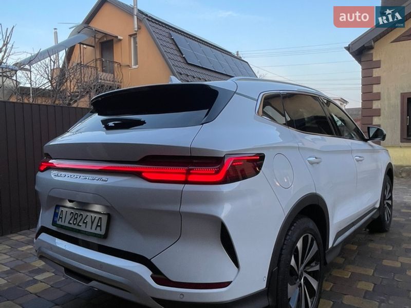 Внедорожник / Кроссовер BYD Song Plus 2023 в Киеве