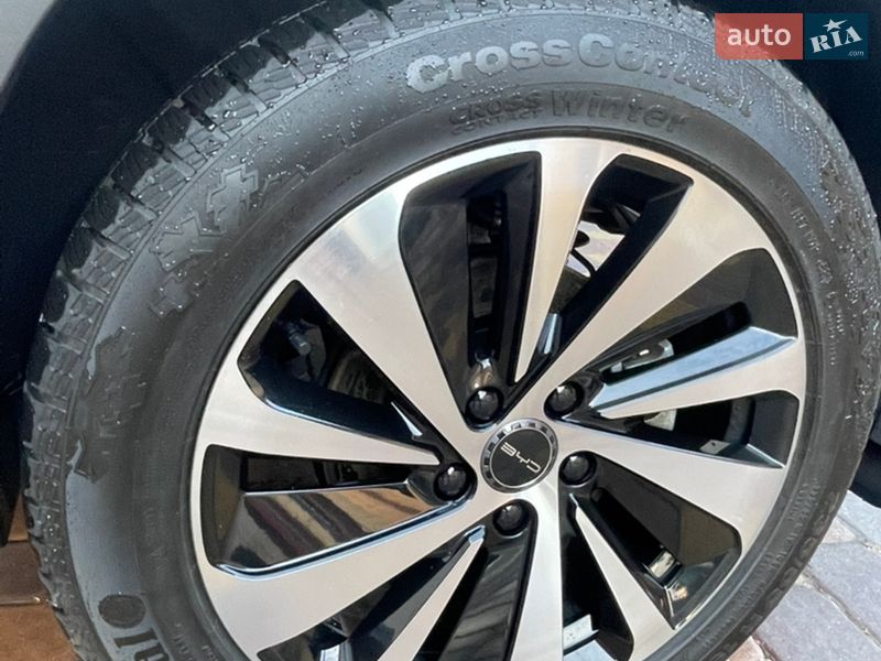 Внедорожник / Кроссовер BYD Song Plus 2023 в Киеве