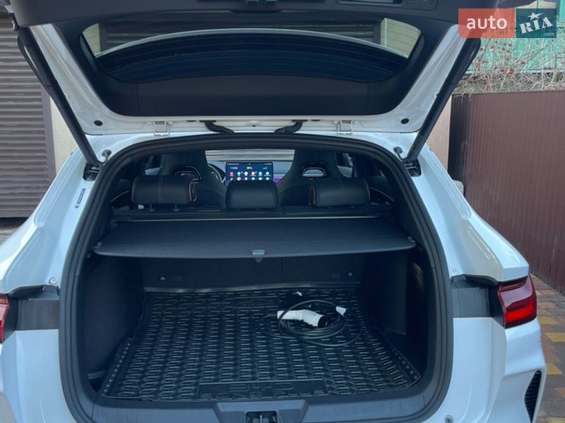 Внедорожник / Кроссовер BYD Song Plus 2023 в Киеве