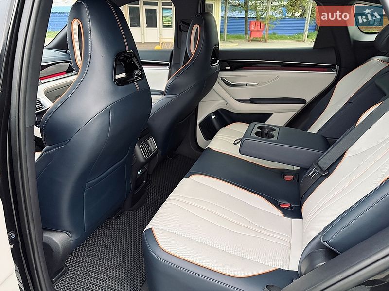 Внедорожник / Кроссовер BYD Song Plus 2023 в Киеве