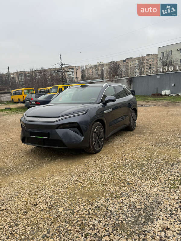 Позашляховик / Кросовер BYD Tang L 2025 в Одесі фото 4 Позашляховик / Кросовер BYD Tang L 2025 в Одесі