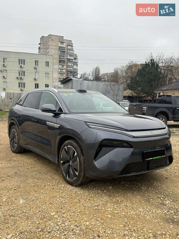 Позашляховик / Кросовер BYD Tang L 2025 в Одесі фото 15 Позашляховик / Кросовер BYD Tang L 2025 в Одесі