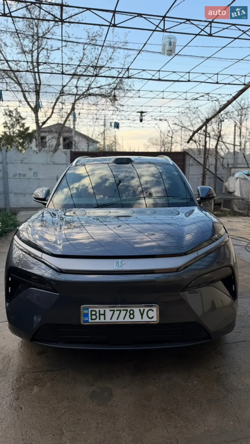 2025 BYD Tang - фото 1