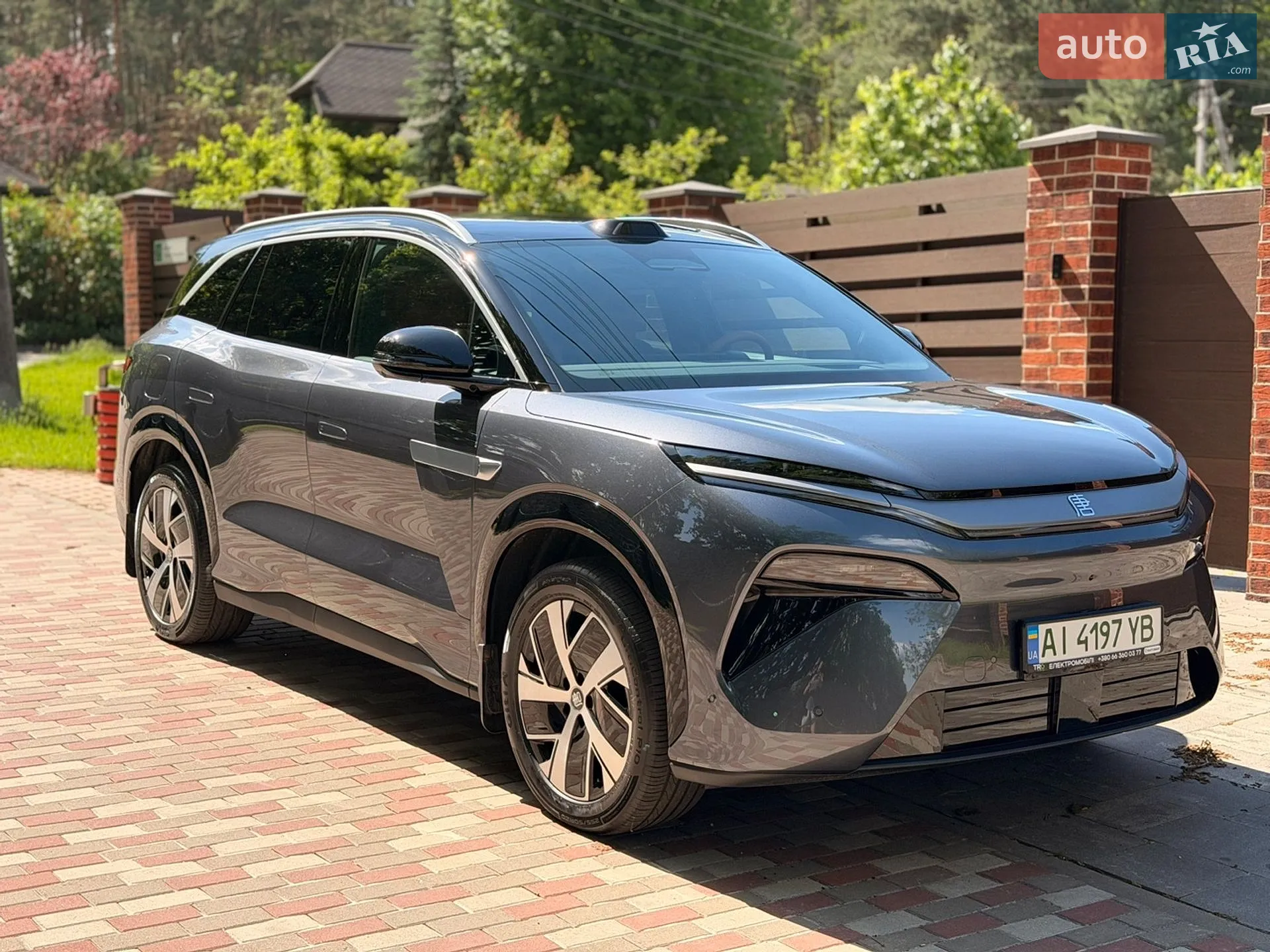 BYD Tang L 2025