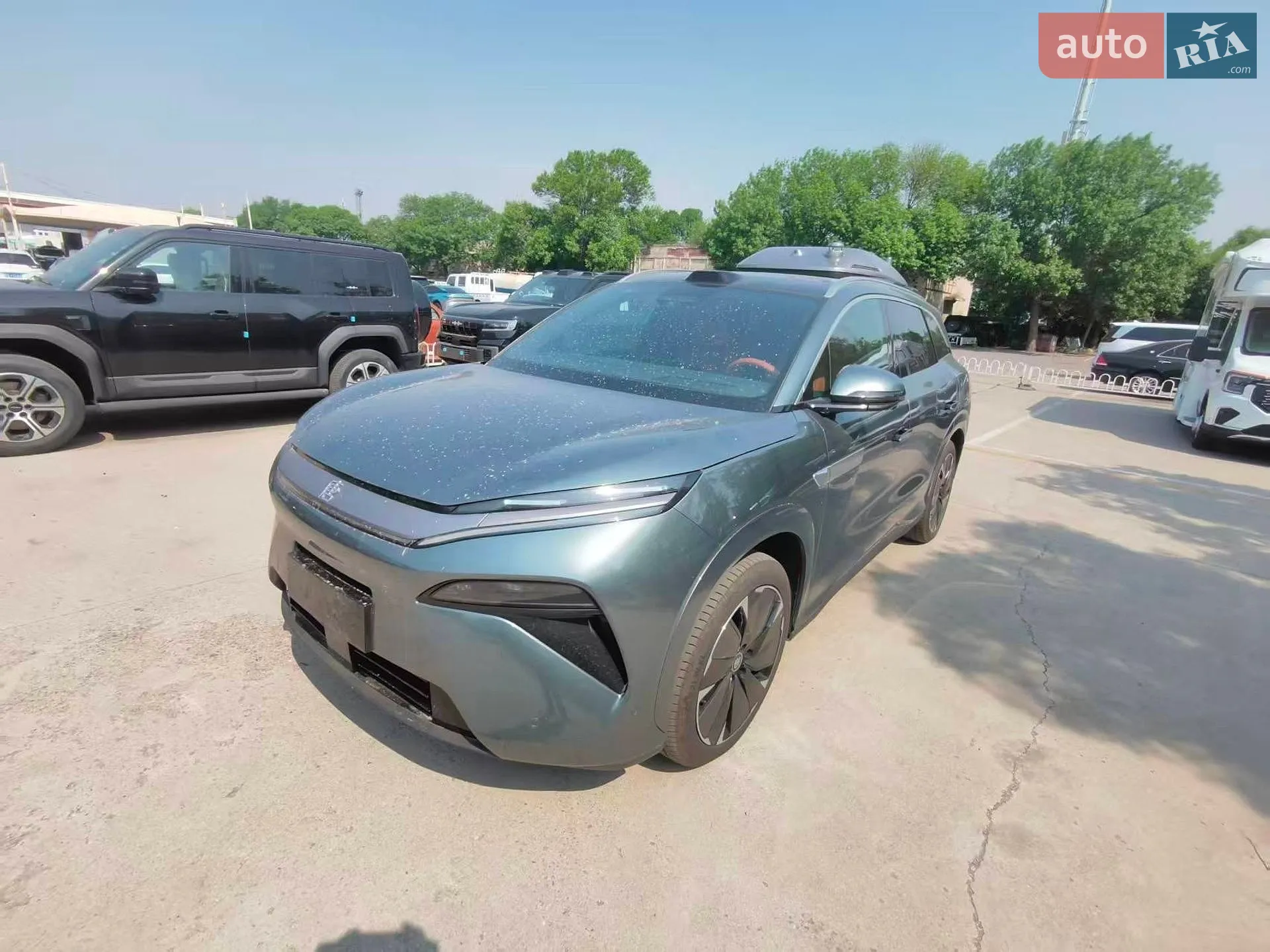 2025 BYD Tang - фото 1