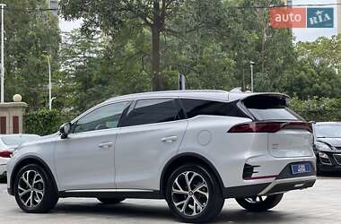 Позашляховик / Кросовер BYD Tang 2024 в 