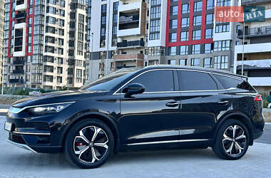 Позашляховик / Кросовер BYD Tang 2022 в 