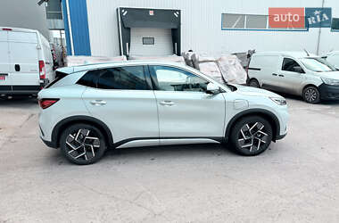 Внедорожник / Кроссовер BYD Yuan Plus 2024 в 