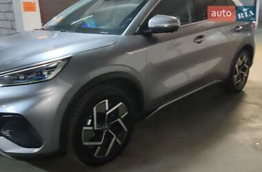 Внедорожник / Кроссовер BYD Yuan Plus 2023 в 