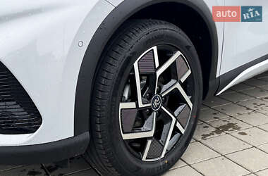 Позашляховик / Кросовер BYD Yuan Plus 2025 в 