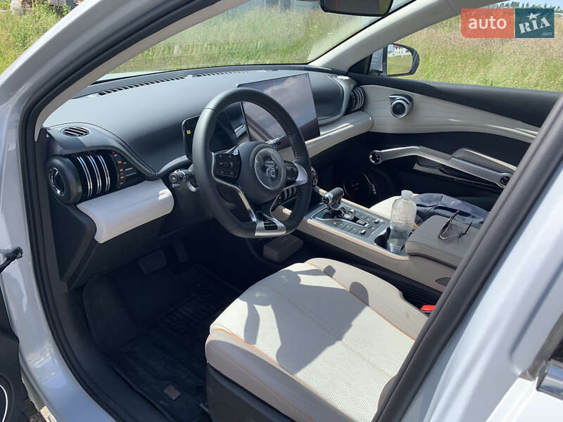Внедорожник / Кроссовер BYD Yuan Plus 2024 в Ирпене