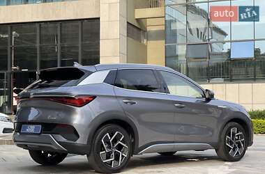 Позашляховик / Кросовер BYD Yuan Plus 2024 в 