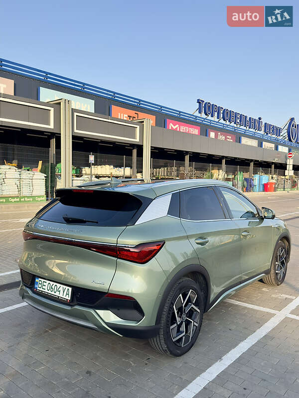 Позашляховик / Кросовер BYD Yuan Plus 2023 в 