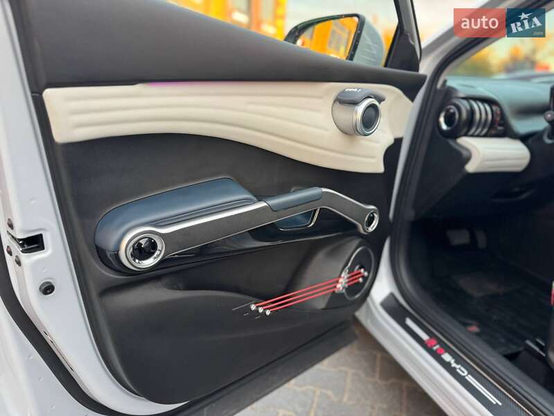 Внедорожник / Кроссовер BYD Yuan Plus 2023 в Киеве