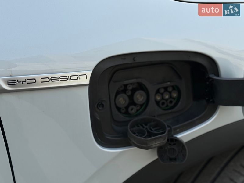 Внедорожник / Кроссовер BYD Yuan Plus 2022 в Киеве