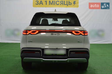 Позашляховик / Кросовер BYD Yuan Up 2024 в 