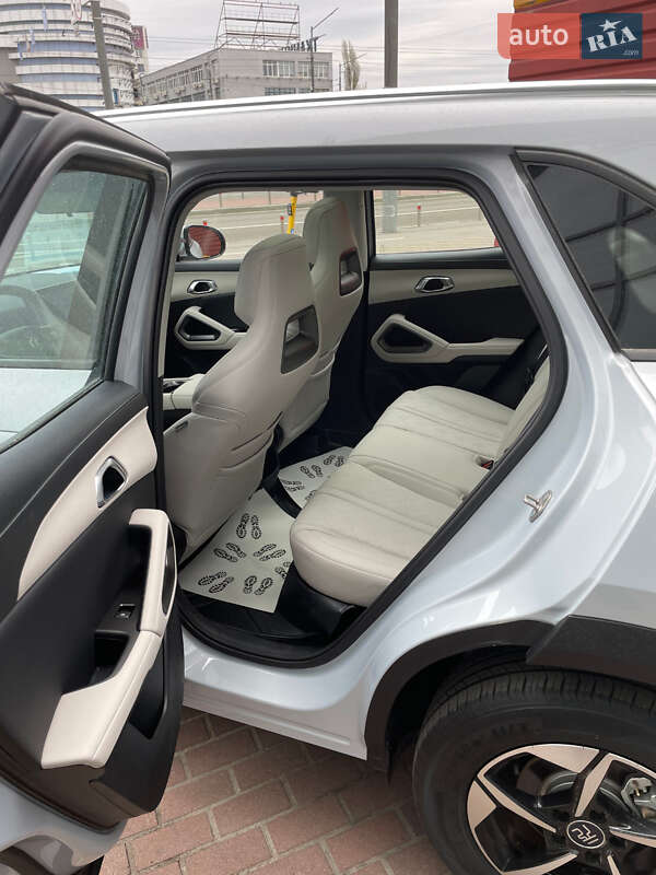 Внедорожник / Кроссовер BYD Yuan Up 2025 в Киеве фото 17 Внедорожник / Кроссовер BYD Yuan Up 2025 в Киеве