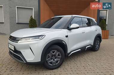 Позашляховик / Кросовер BYD Yuan Up 2025 в 
