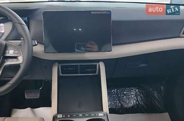 Позашляховик / Кросовер BYD Yuan Up 2025 в 