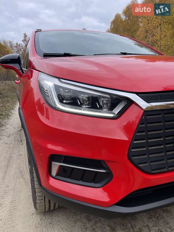 Внедорожник / Кроссовер BYD Yuan 2019 в Гадяче