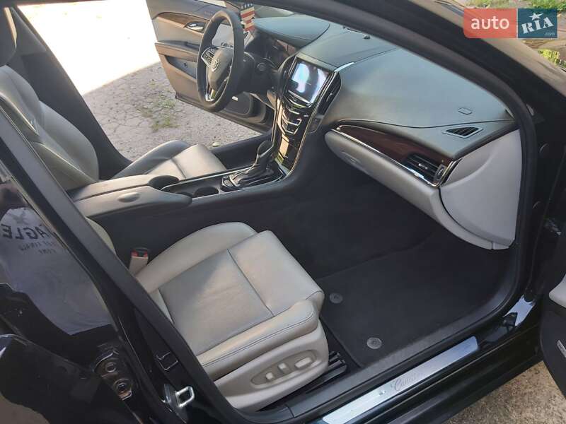 Седан Cadillac ATS 2013 в Жовтих Водах
