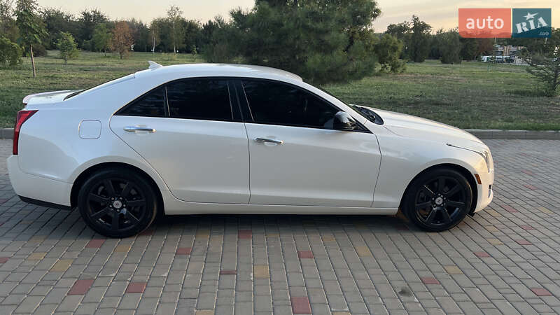 Седан Cadillac ATS 2013 в Измаиле