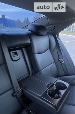 Седан Cadillac ATS 2014 в 