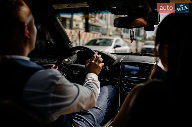 Седан Cadillac ATS 2012 в Киеве