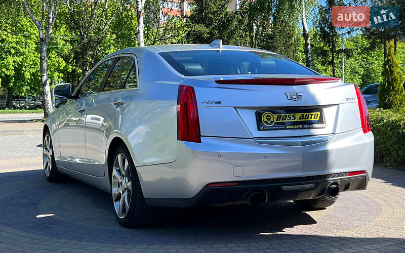 Седан Cadillac ATS 2015 в Львові