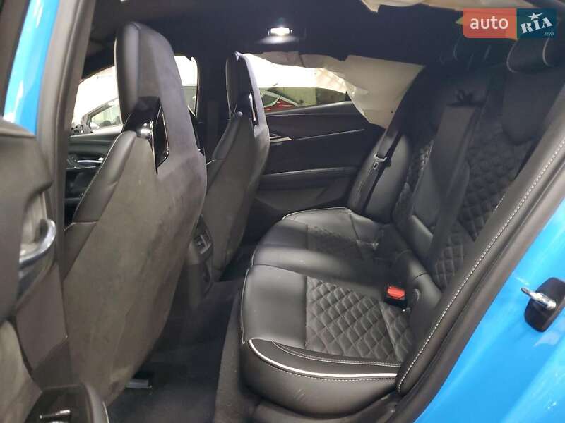 Седан Cadillac CT4-V 2022 в Львові