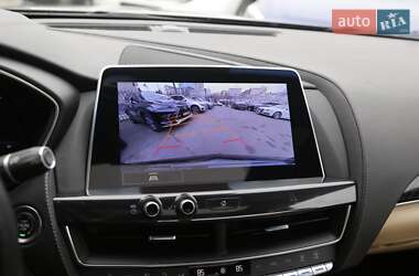 Седан Cadillac CT5 2020 в 