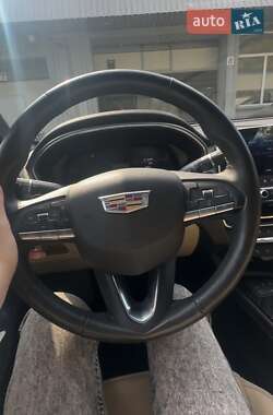 Седан Cadillac CT5 2020 в 