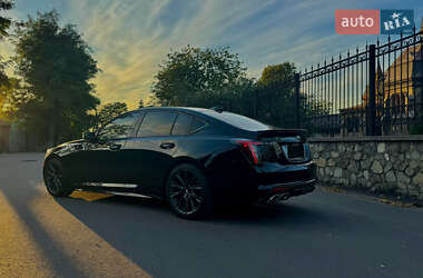 Седан Cadillac CT5 2022 в 