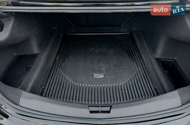 Седан Cadillac CT5 2022 в 