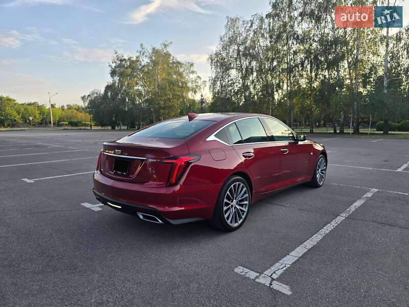 Седан Cadillac CT5 2020 в Кривом Роге