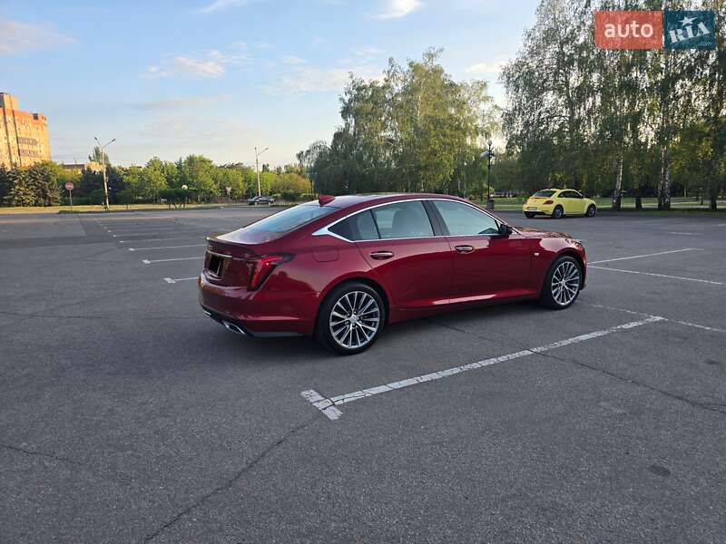 Седан Cadillac CT5 2020 в Кривом Роге