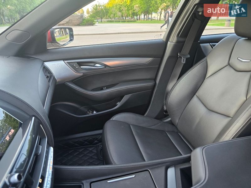 Седан Cadillac CT5 2020 в Кривом Роге