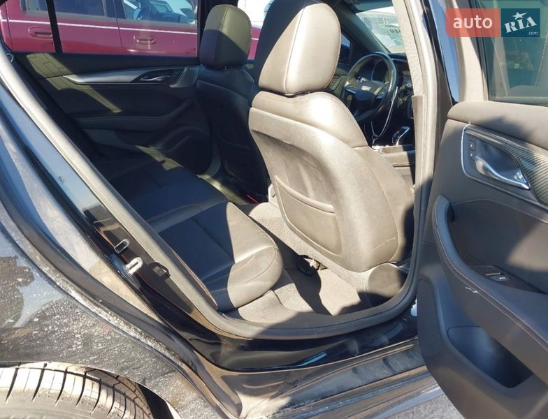 Седан Cadillac CT5 2020 в Львове