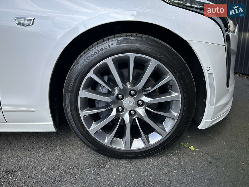 Седан Cadillac CT6 2019 в Киеве