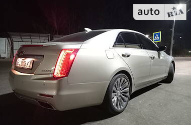 Седан Cadillac CTS 2014 в Львові